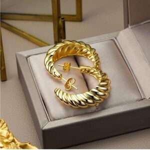 GOLD 14k Gold Plated Crossiant Cuff Hoop Earrings